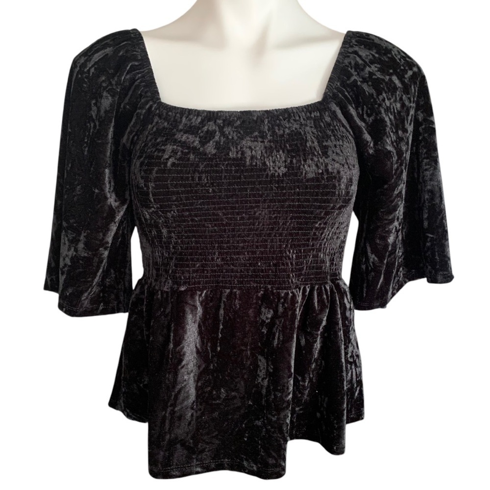 Belle du Jour NWT Velvet Burnout Puffed Sleeve Smocked Bodice Black Sz M